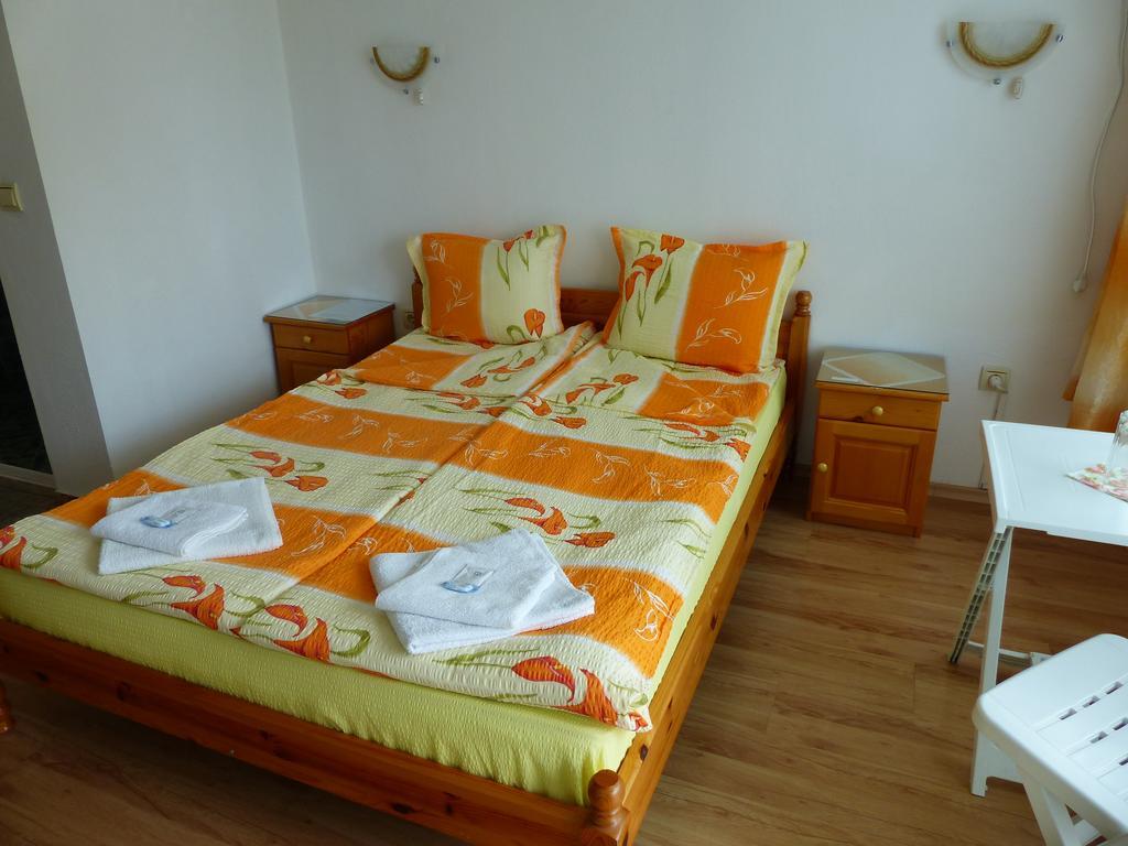 Sunhouse Rooms ซาเรโว ภายนอก รูปภาพ