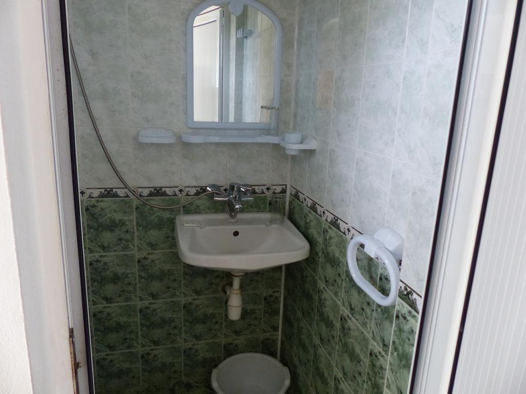 Sunhouse Rooms ซาเรโว ภายนอก รูปภาพ